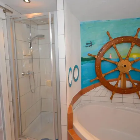 Traumschiff *